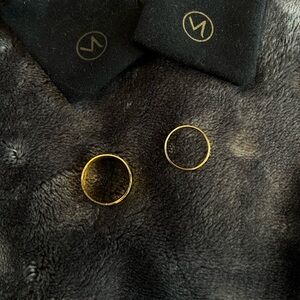 Mejuri stackable rings